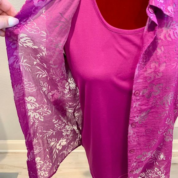 Salon Studio 2 piece purple top - Picture 2 of 5